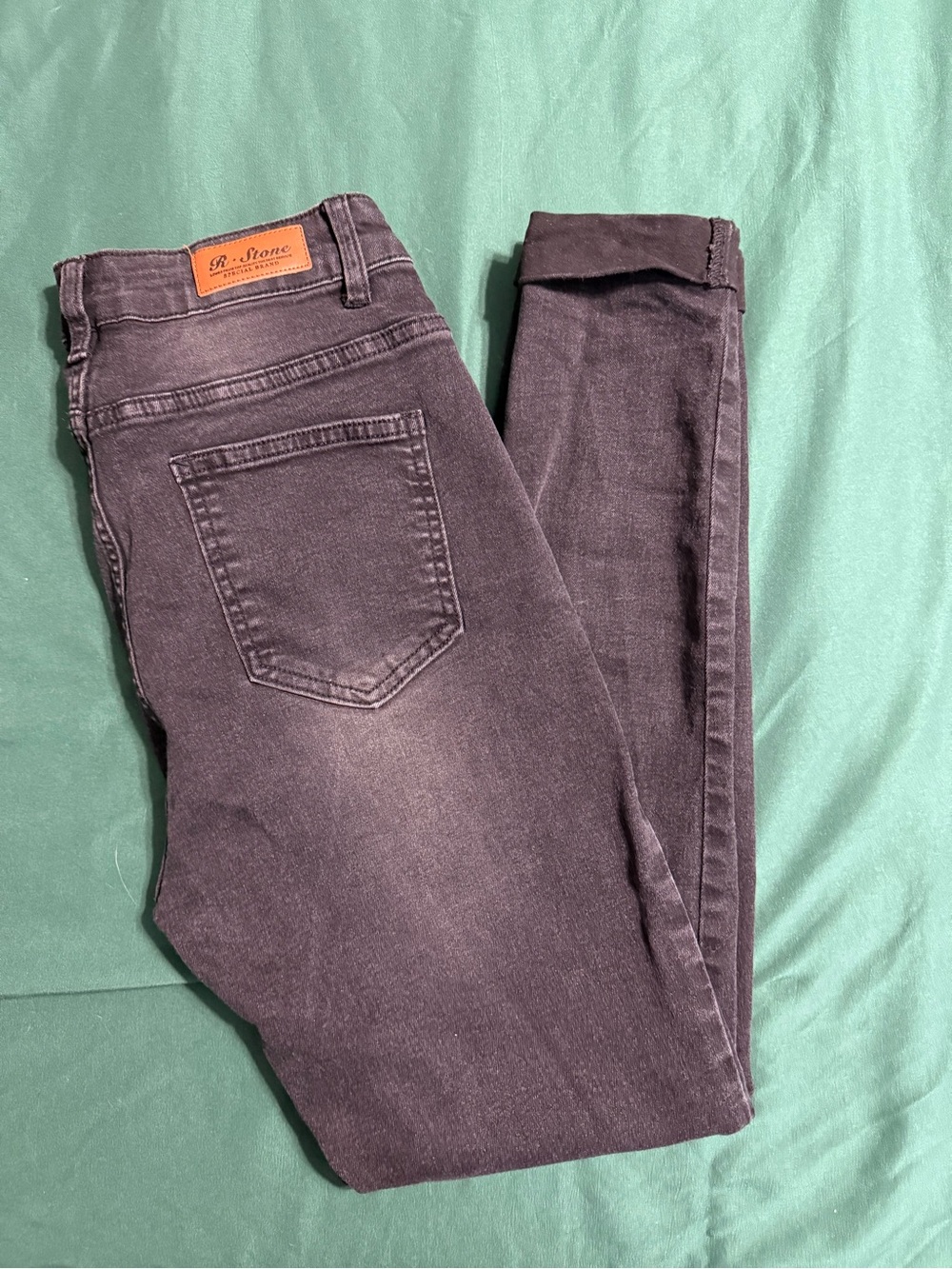 SHEIN Women's Skinny Jeans in Washed Black
